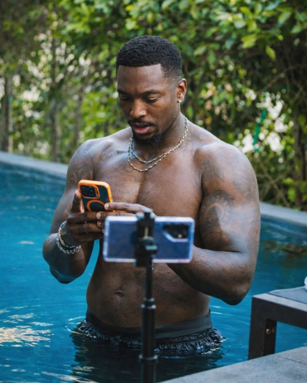 Rapper 'joga verde' e canta para Megan Thee Stallion após traição de ...