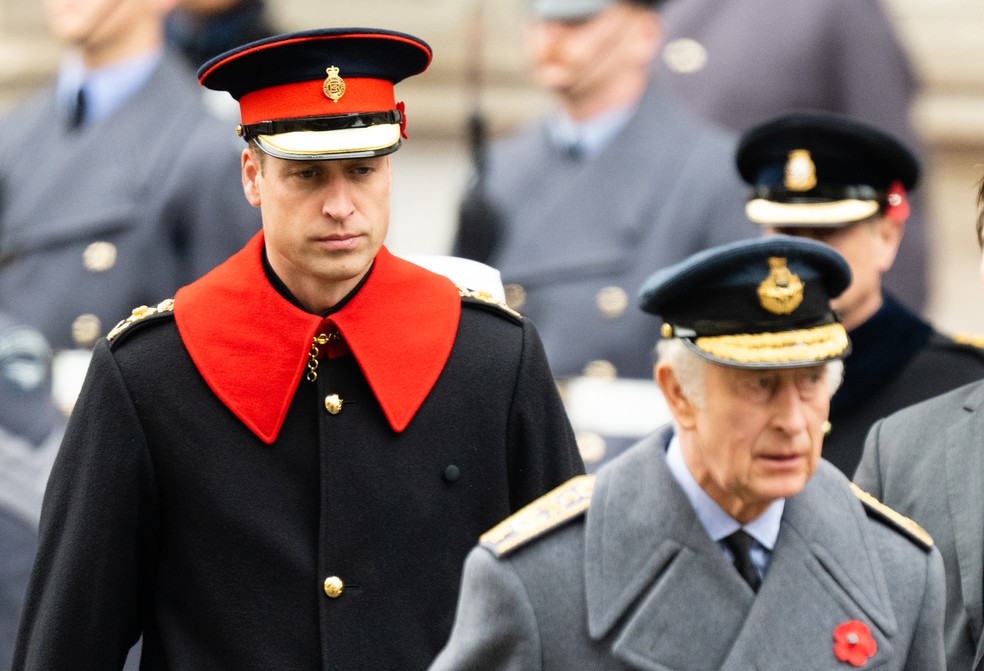 O Príncipe William e o Rei Charles III — Foto: Getty Images