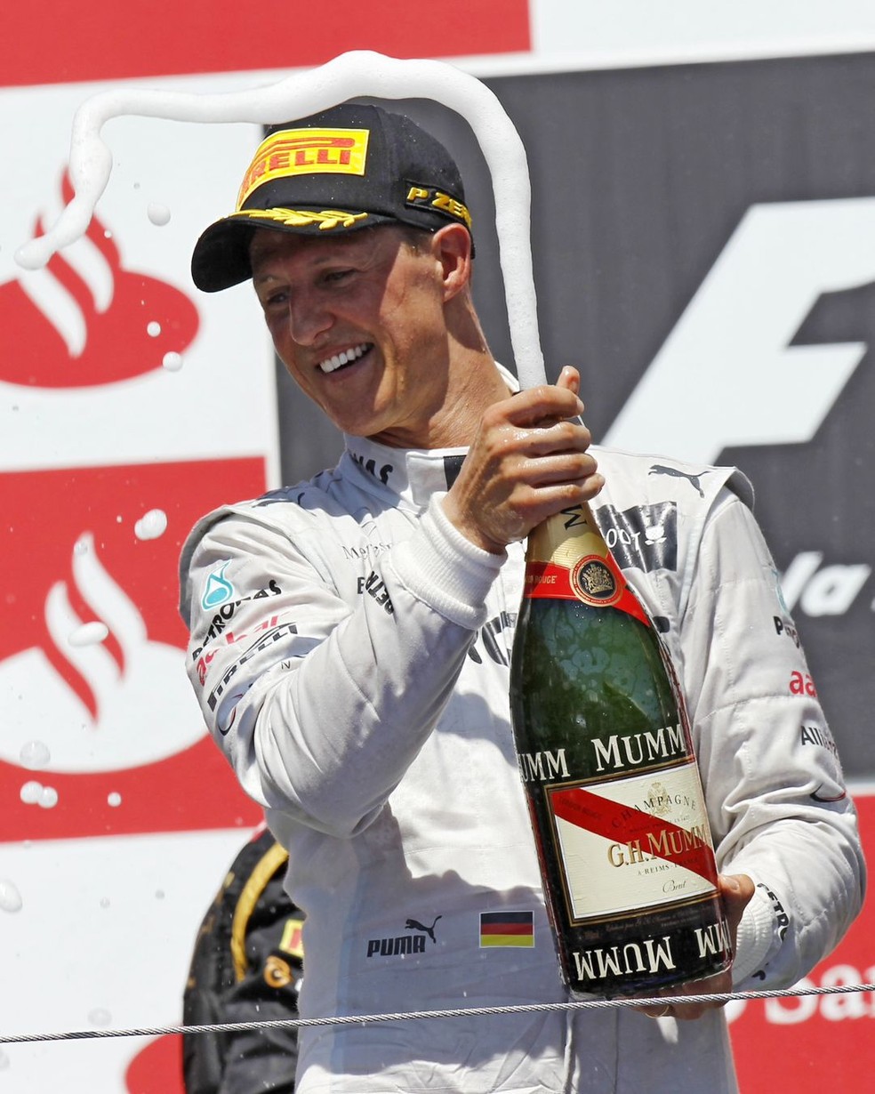Michael Schumacher celebrando pódio pela Mercedes — Foto: Reprodução/Instagram