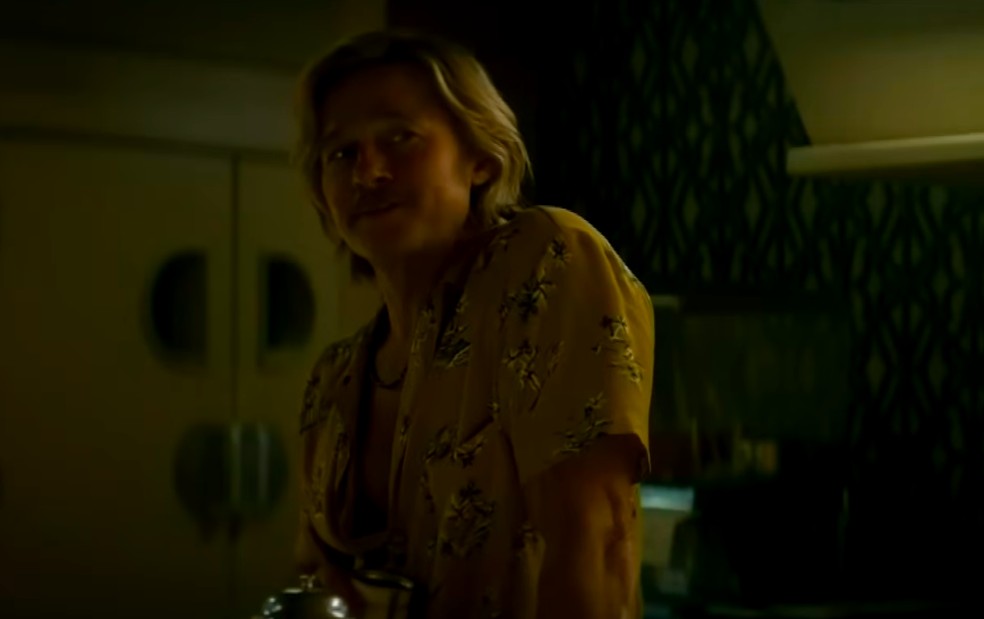 Fãs desaprovam bigode e 'peruca estranha' de Brad Pitt em primeiras ...