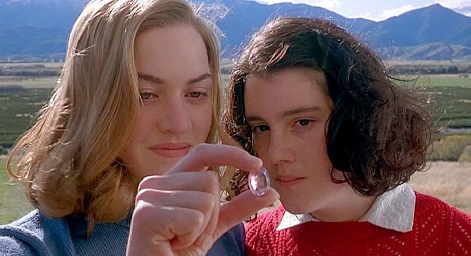 Kate Winslet e Melanie Lynskey  em Almas Gêmeas (1994)