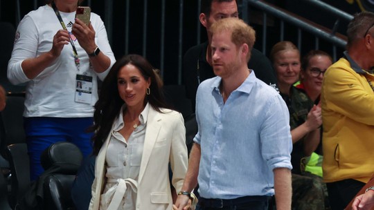 A foto que fez Príncipe Harry e Meghan Markle saírem da Família Real