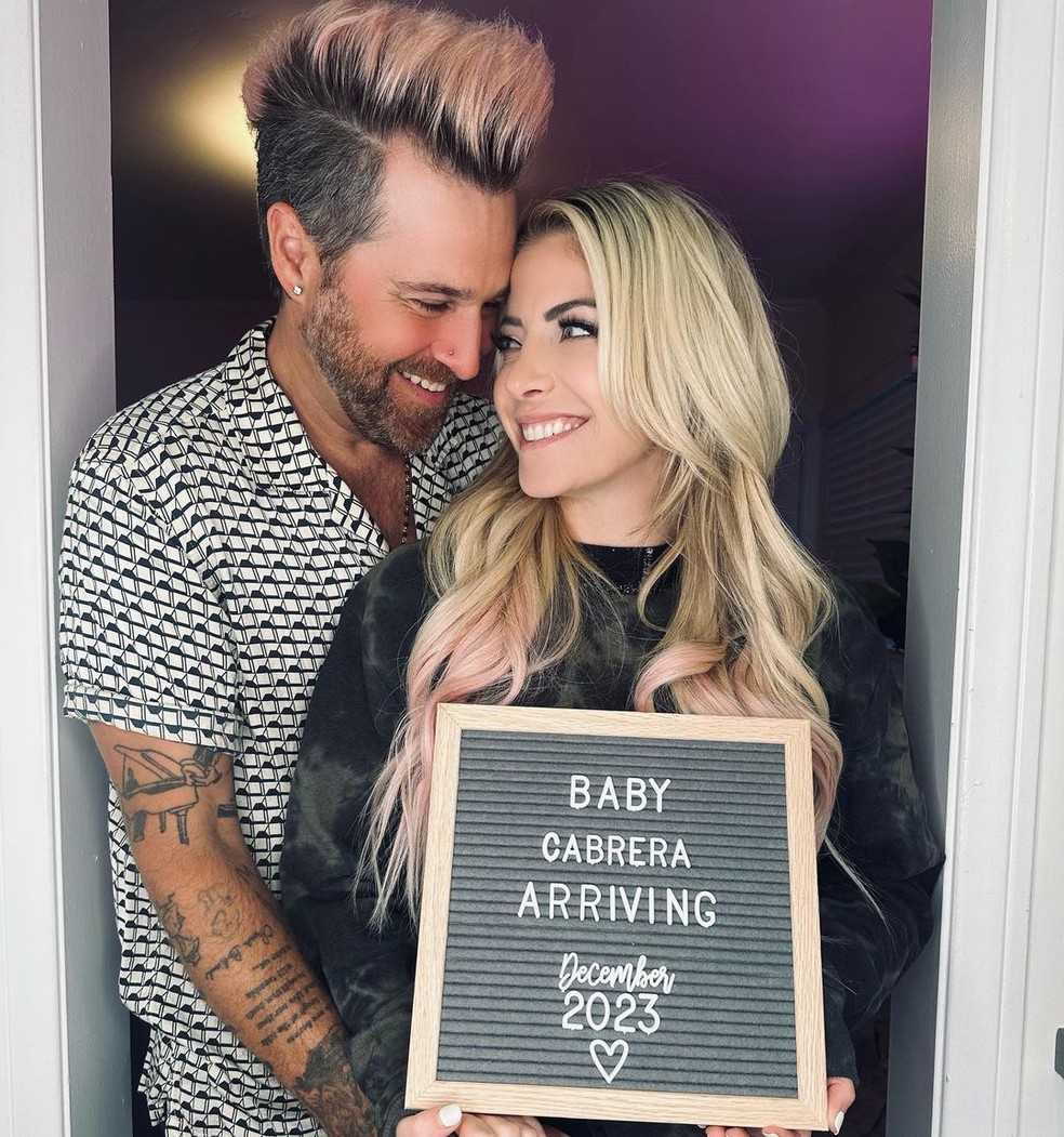 Alexa Bliss e seu marido, Ryan Cabrera — Foto: Reprodução/Instagram