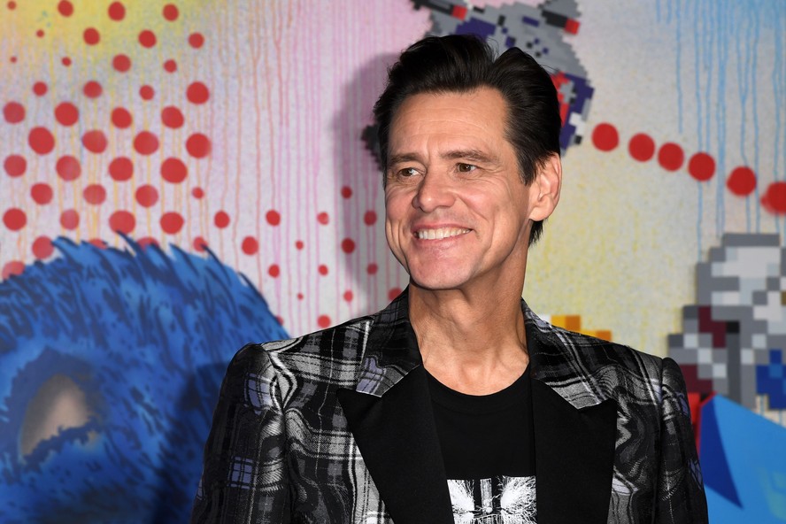 Comportamento recluso de Jim Carrey após aposentadoria liga alerta em