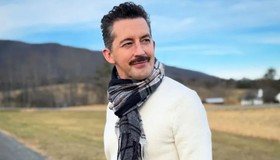 Ator de 'A Maravilhosa Sra. Maisel' morre aos 44 anos