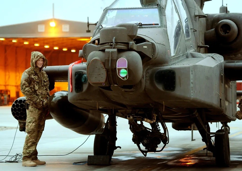 Entre várias histórias de seu serviço no Afeganistão, o Príncipe Harry alega que matou 25 homens em combate — Foto: Getty Images