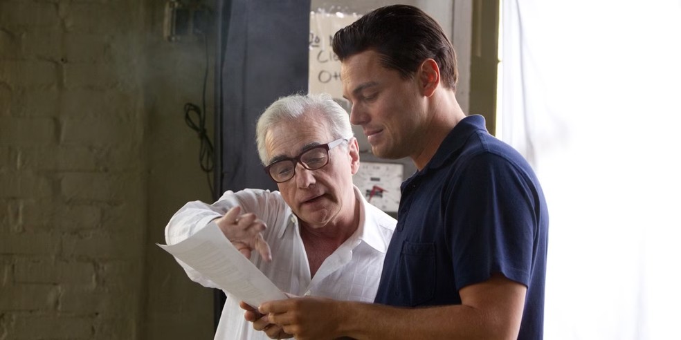 Martin Scorsese e Leonardo DiCaprio nos bastidores de 'O Lobo de Wall Street' — Foto: Divulgação