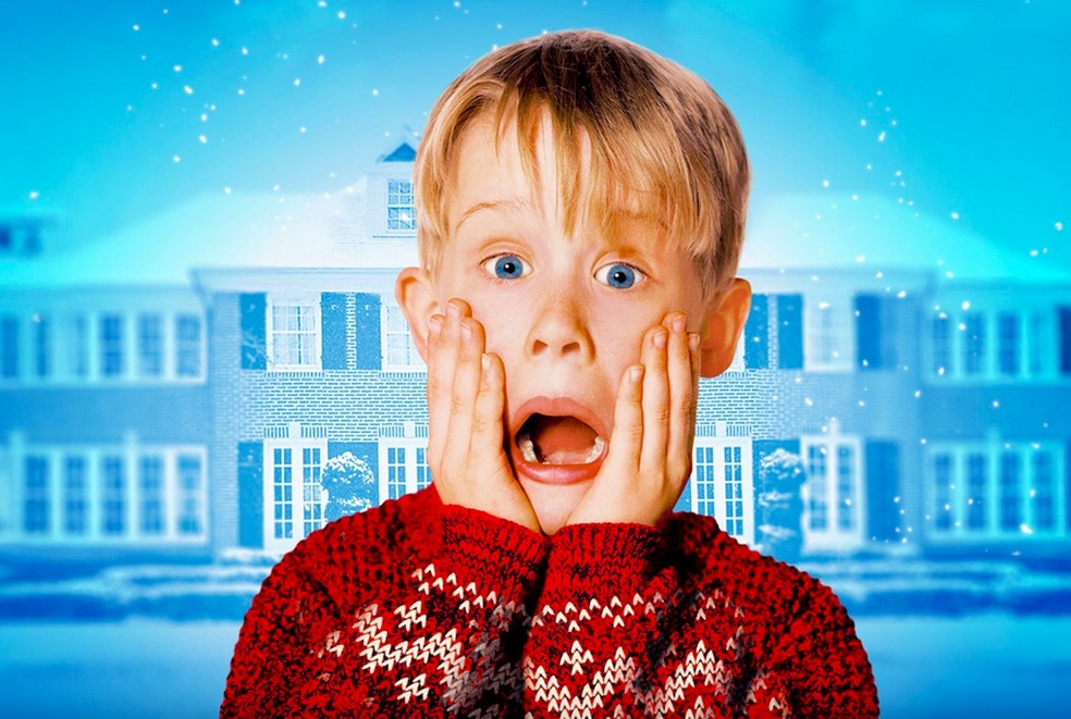 Macaulay Culkin tinha 9 anos quando protagonizou Esqueceram de Mim (1990) — Foto: Reprodução