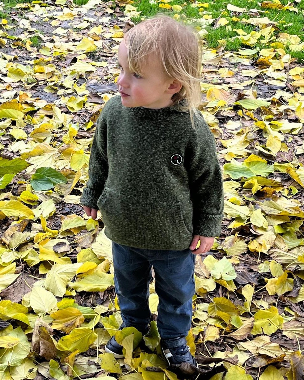 Rhodes, filho de Emma Roberts, na foto publicada pela mãe da atriz — Foto: Reprodução/Instagram