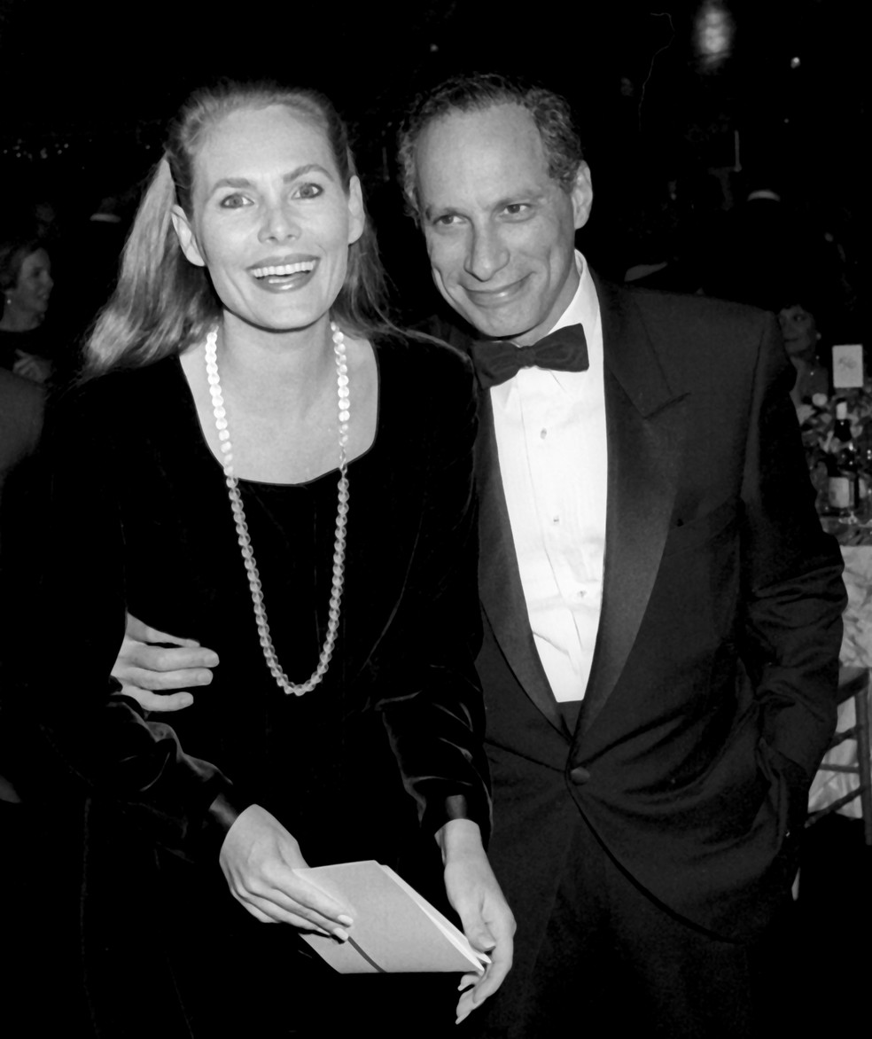 Allison Maher com o marido Leonard Stern — Foto: Getty