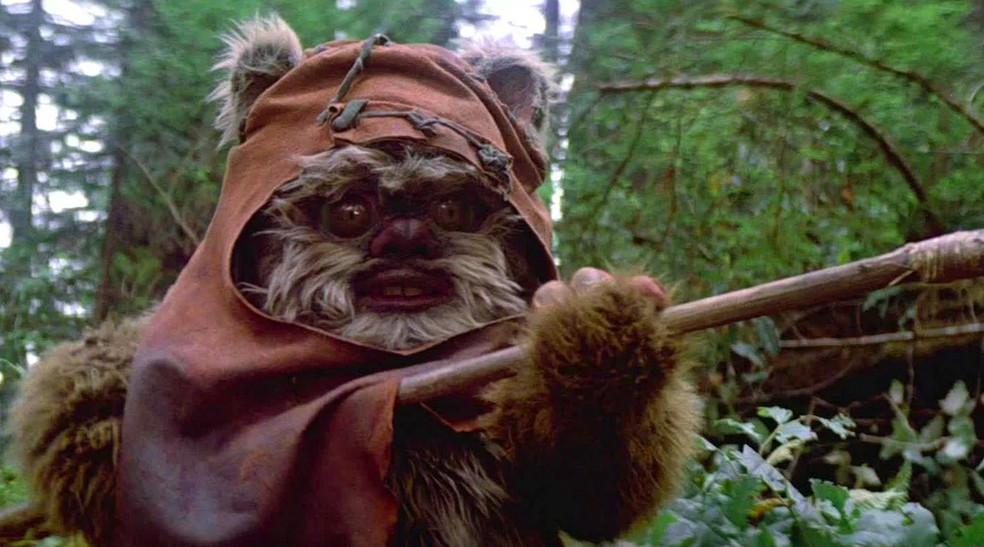 Warwick Davis ator de #39 Star Wars #39 e #39 Harry Potter #39 vai às lágrimas ao