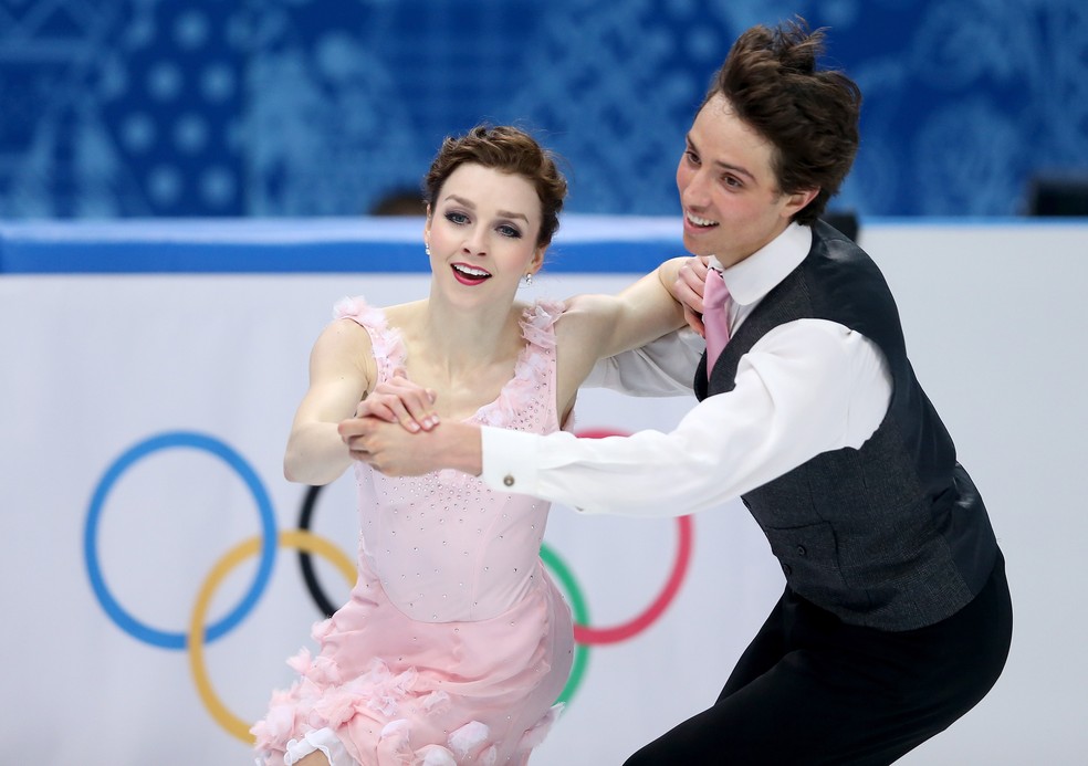 Alexandra Paul e Mitchell Islam nas Olimpíadas de Inverno de 2014 — Foto: Getty