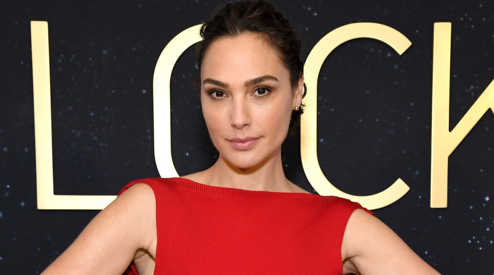 Gal Gadot fica fora do Festival de Veneza por medo de protestos e sofre