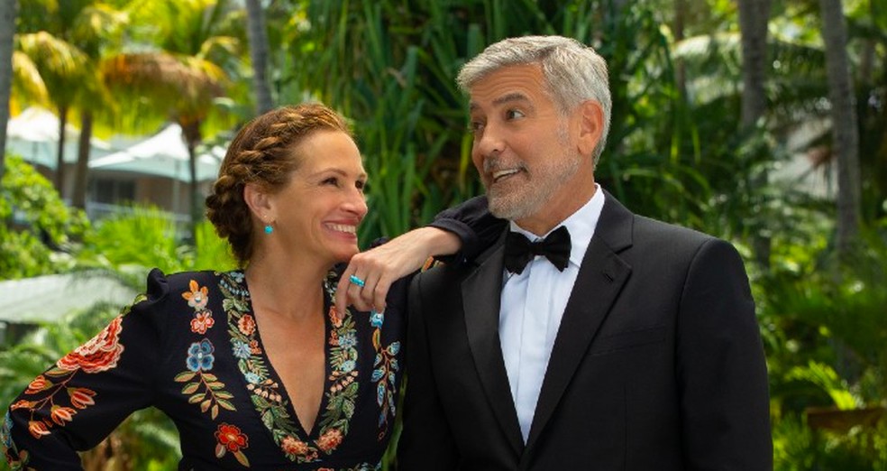 George Clooney e Julia Roberts em Ingresso para o Paraíso (2022) — Foto: Reprodução