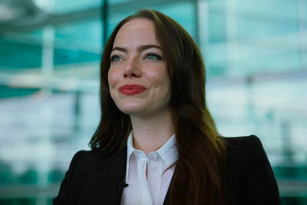 Actress Emma Stone in a scene from Bugonia (2025) — Photo: Disclosure