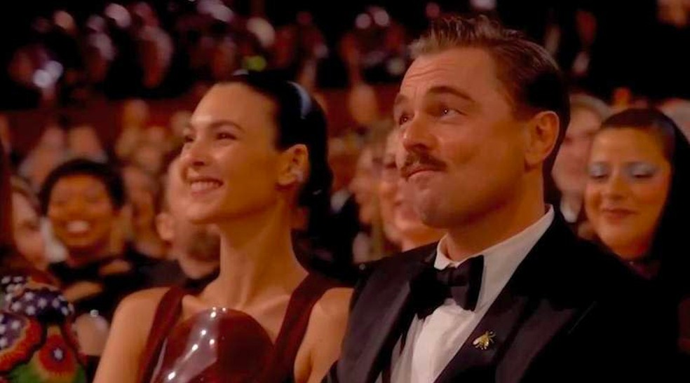 Vittoria Ceretti e Leonardo DiCaprio na 98ª edição do Oscar, em 15 de março de 2026 — Foto: Reprodução