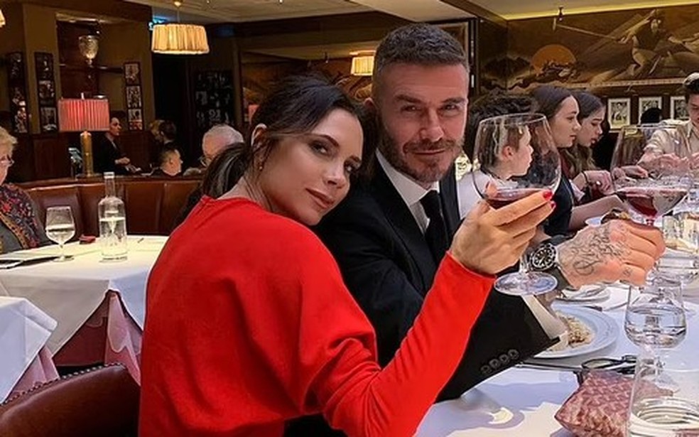 Beckham revela que esposa Victoria come a mesma refeição há 25 anos — Foto: Monet