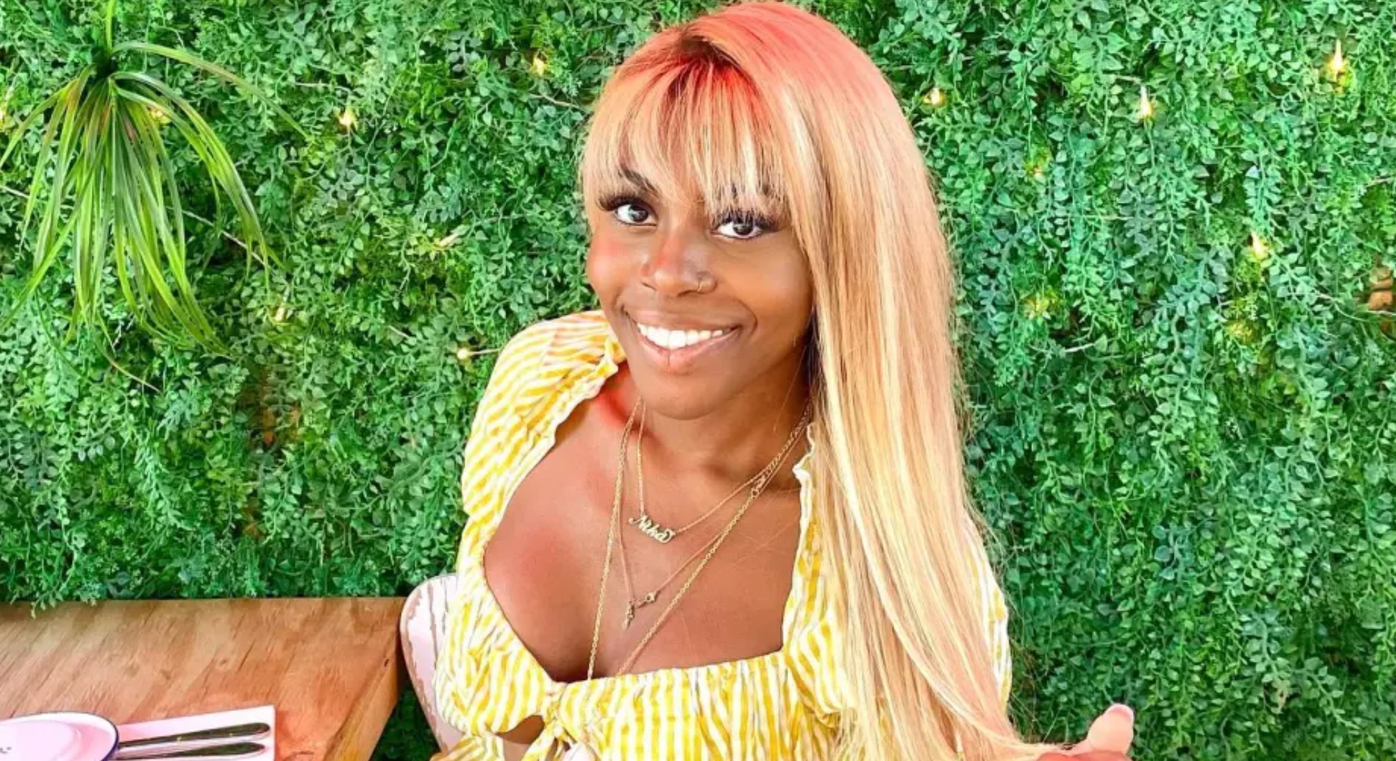 Estrela de reality show morre aos 34 anos após batalha contra câncer