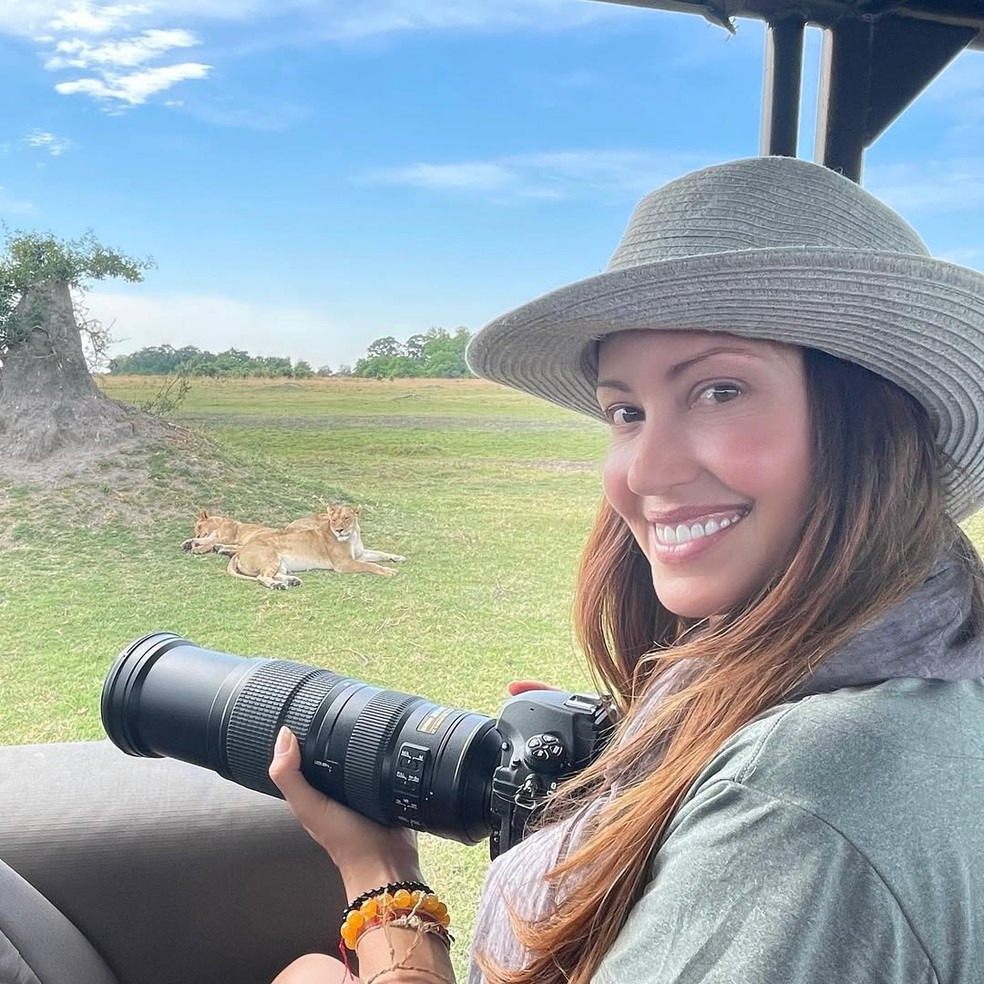 Shannon Elizabeth em registro recente — Foto: Reprodução/Instagram