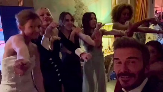 David Beckham quebrou regra de boate ao publicar vídeo de 'reunião' das Spice Girls em aniversário de Victoria