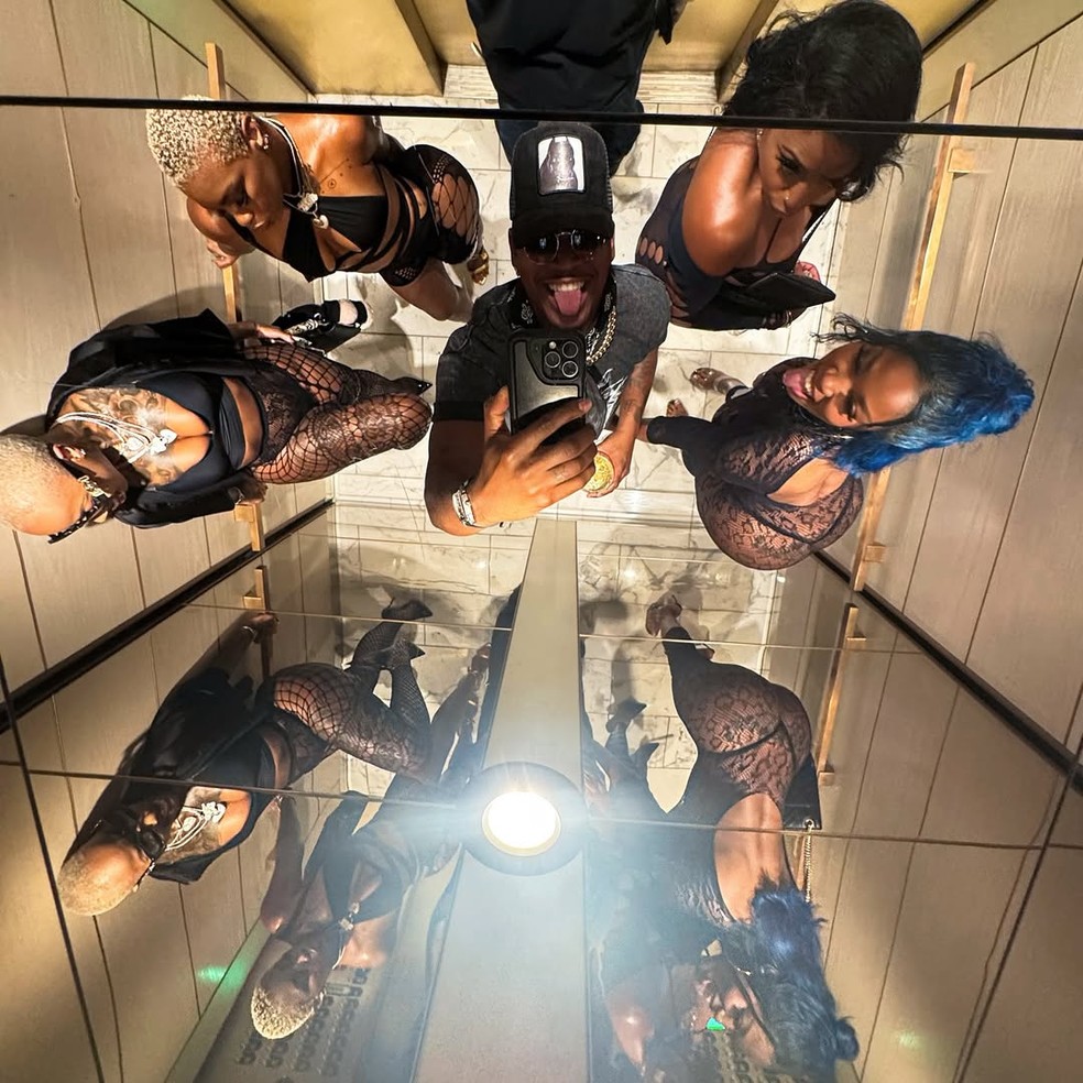 Ne-Yo vive um relacionamento com quatro mulheres — Foto: Reprodução/Instagram