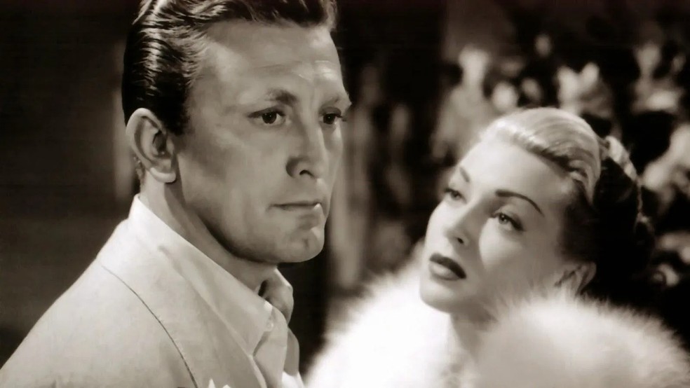 Gloria Grahame em cena de 'Assim Estava Escrito' — Foto: Reprodução