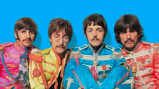 Os atores que devem interpretar os Beatles nas quatro cinebiografias individuais e simultâneas