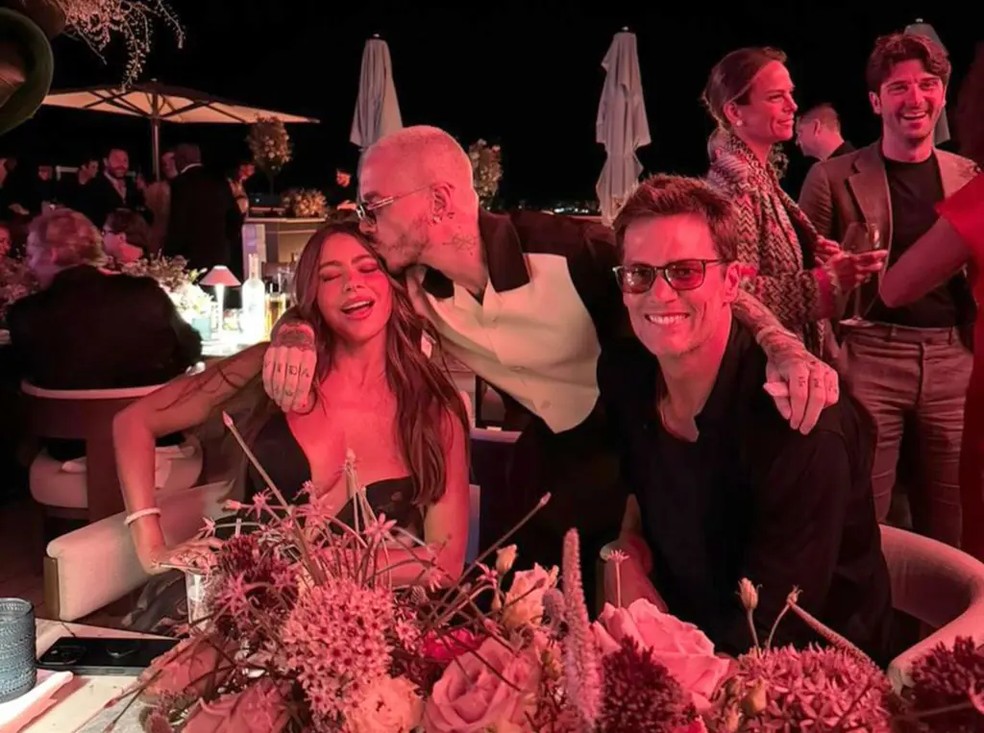Sofía Vergara e Tom Brady estão curtindo 'amor de verão', revela jornal(02)