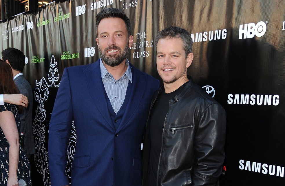 Ben Affleck e Matt Damon em evento em Los Angeles em 2015 — Foto: Getty Images