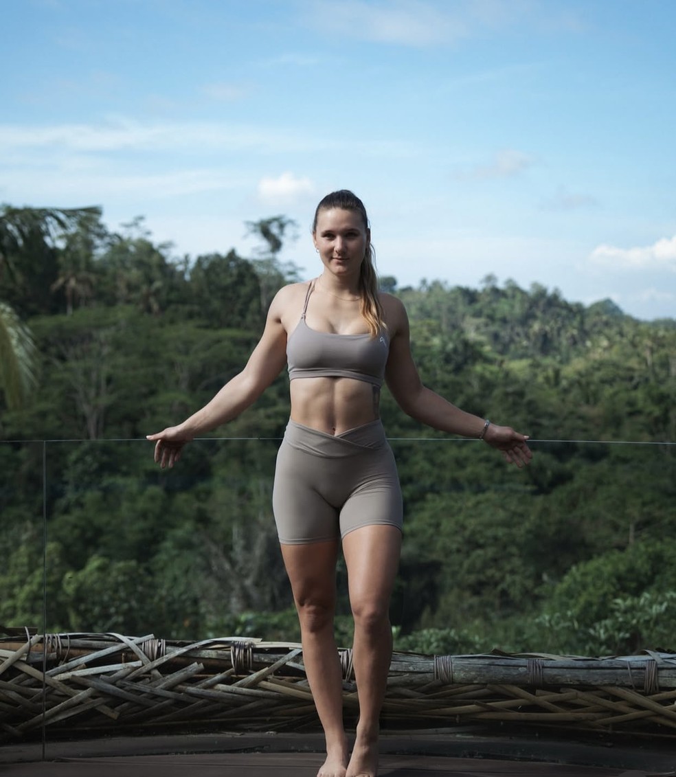 A alemã Lisa Buckwitz, ouro no bobsled — Foto: reprodução/Instagram