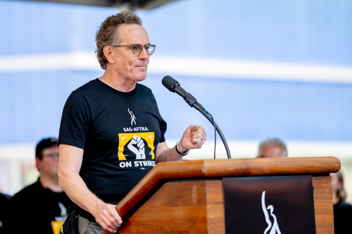 Astro de ‘Breaking Bad’ detona chefão da Disney em protesto da greve ...