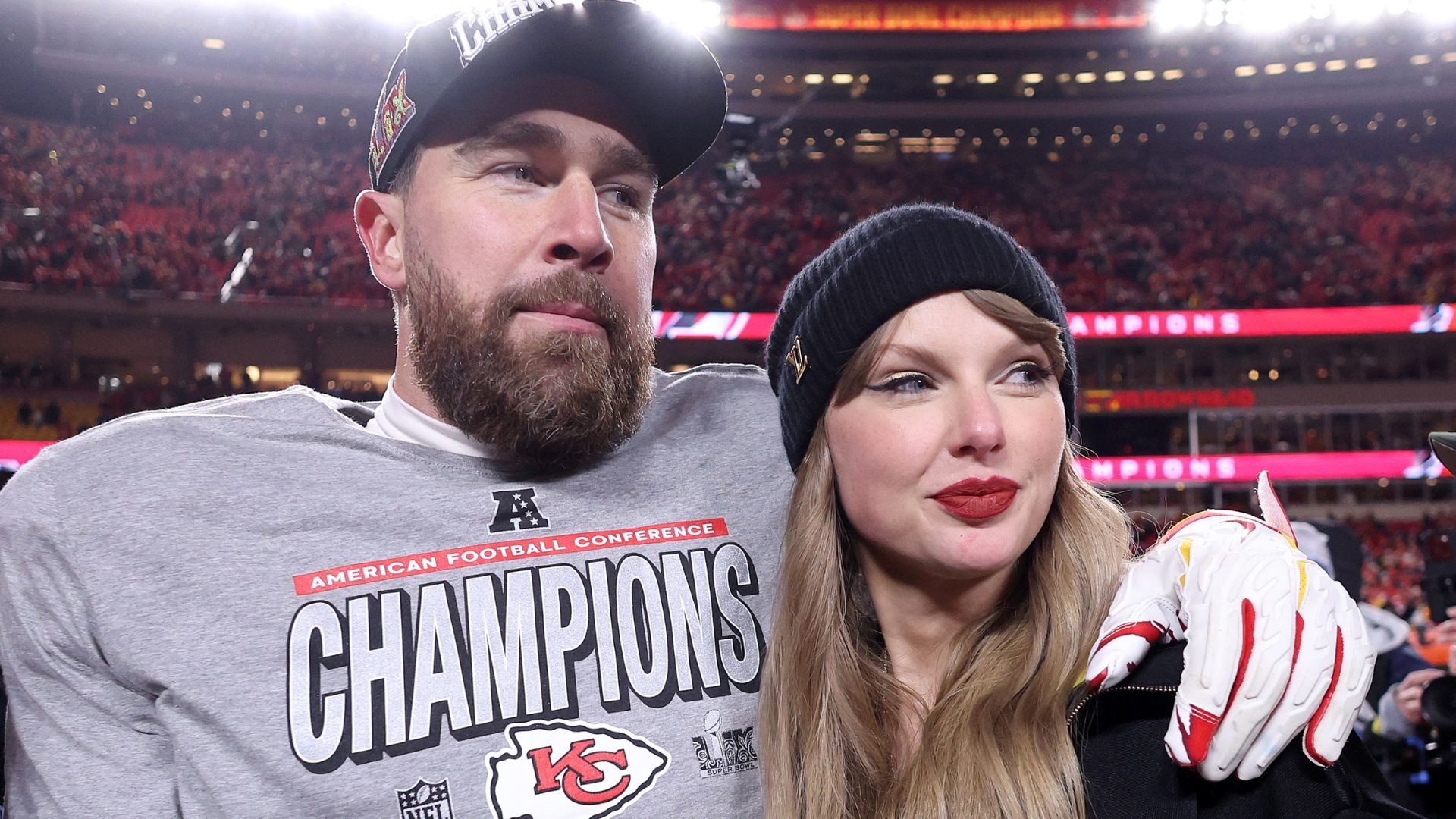 Contrato de Taylor Swift e Travis Kelce de 2 mil milhões de dólares levanta questões