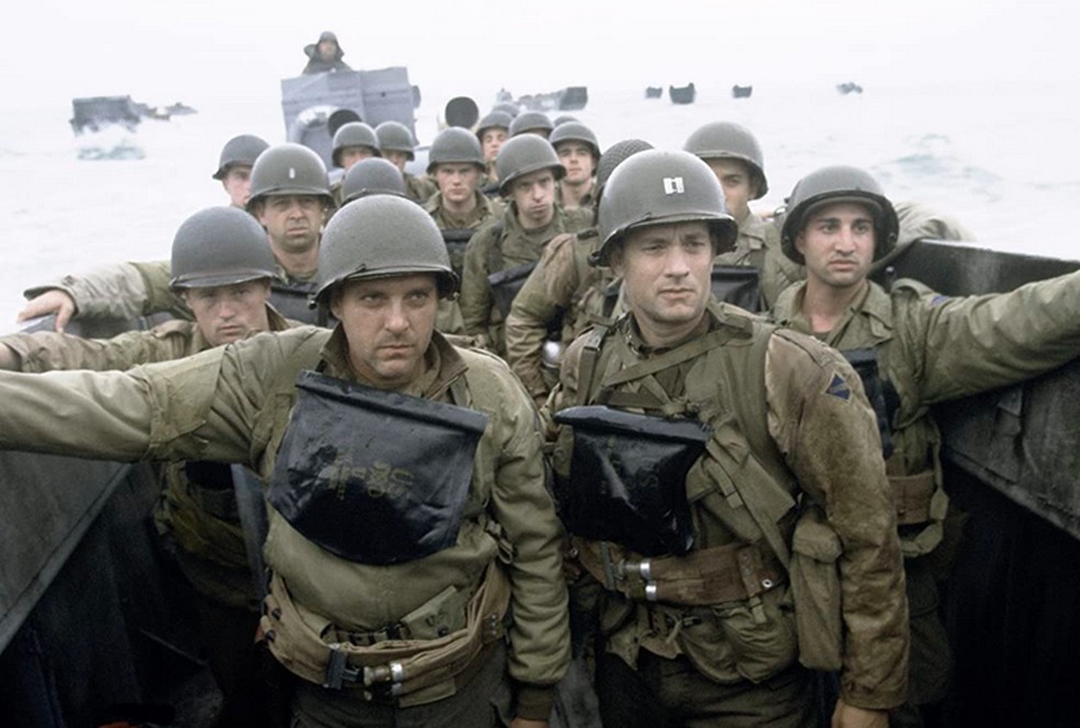 O ator Tom Sizemore em cena de O Resgate do Soldado Ryan (1998) — Foto: Reprodução