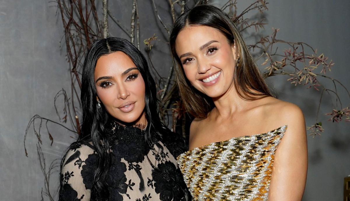 Jessica Alba e o Novo Capítulo: Aproximação com as Kardashians Após Divórcio Surpreendente