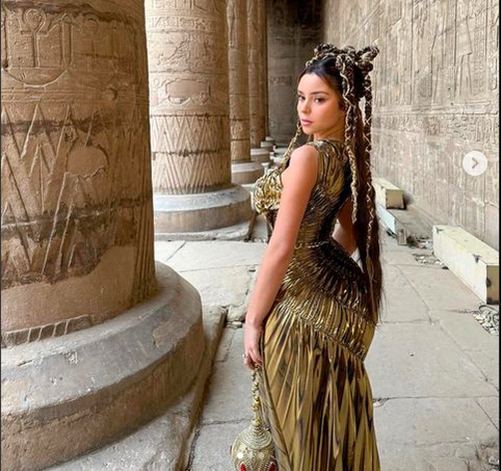 Demi Rose em templo egípcio de 237 a.C.  — Foto: Instagram
