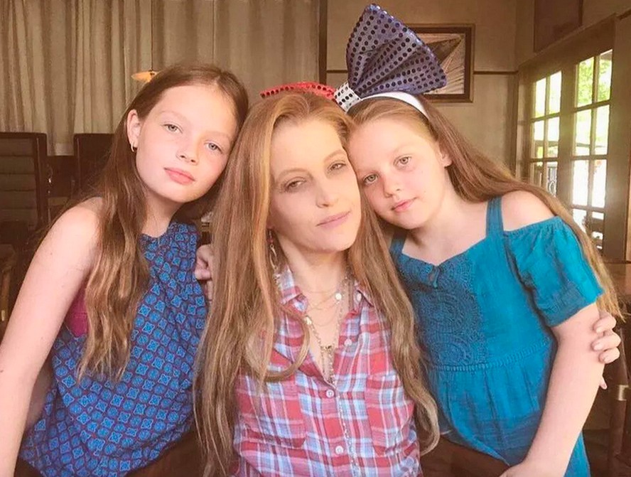 Filha de Lisa Marie Presley impede a avó de entrar em Graceland