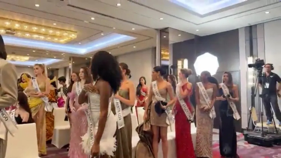 Participantes do Miss Universo se revoltam com desrespeito de organizador do evento com representante do México — Foto: reprodução/Facebook