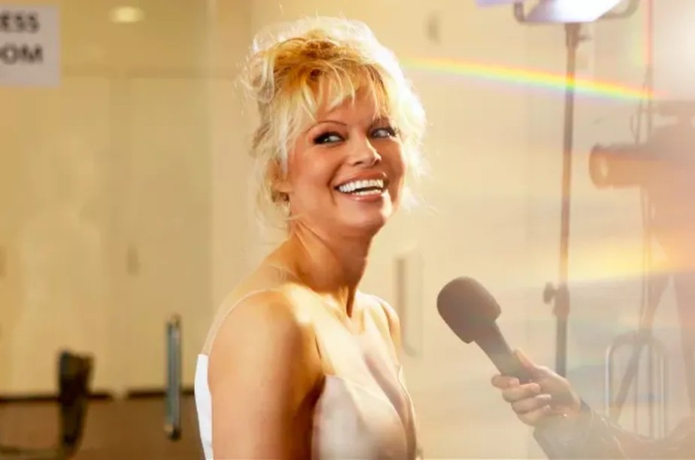 - A atriz Pamela Anderson  — Foto: Getty Images