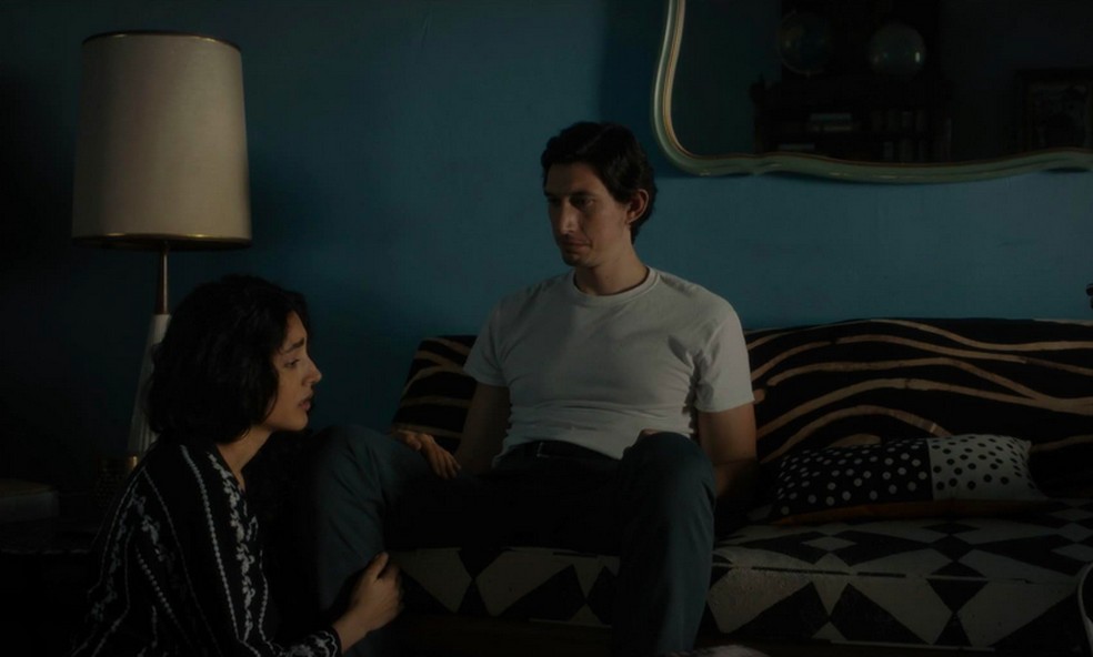 Golshifteh Farahani e Adam Driver em Paterson (2016) — Foto: Reprodução