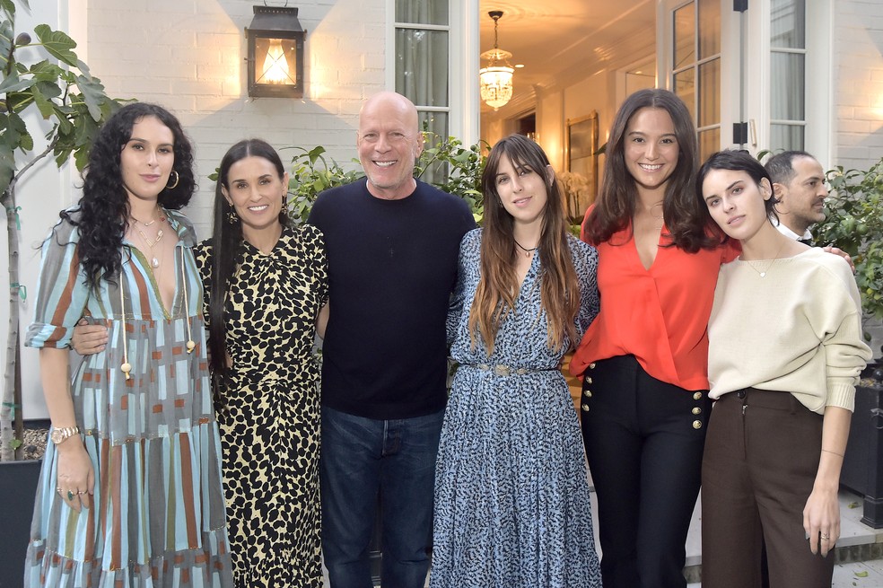 Rumer Willis, Demi Moore, Bruce Willis, Scout Willis, Emma Heming Willis e Tallulah Willis — Foto: Getty Images