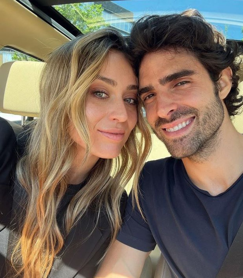 A tenista espanhola Paula Badosa e o namorado, Juan Betancourt — Foto: Reprodução/Instagram