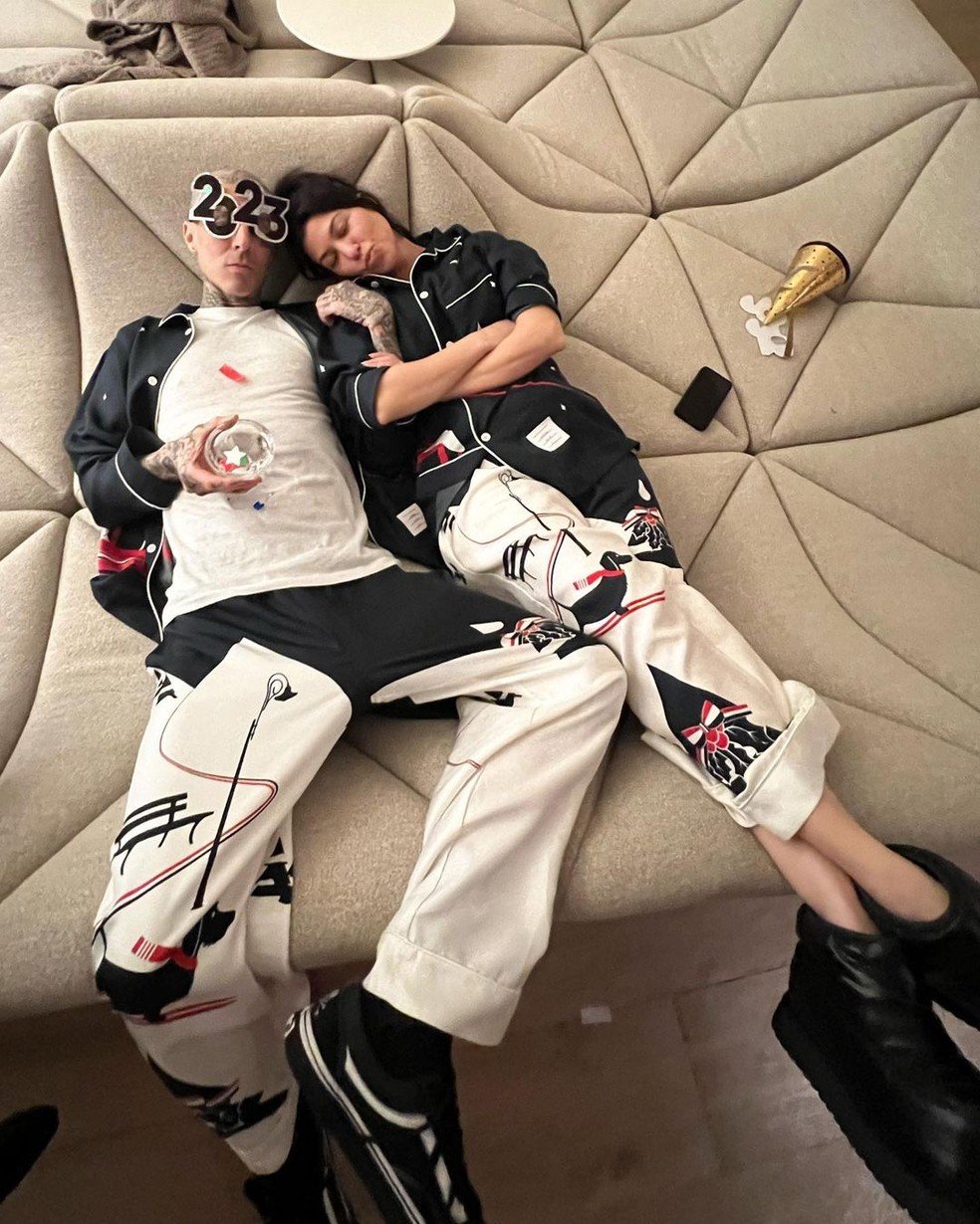 Kourtney Kardashian e o marido, Travis Barker — Foto: Reprodução/Instagram