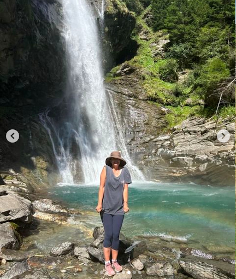 Ashley Judd em passeio pelos Alpes suíços — Foto: Instagram