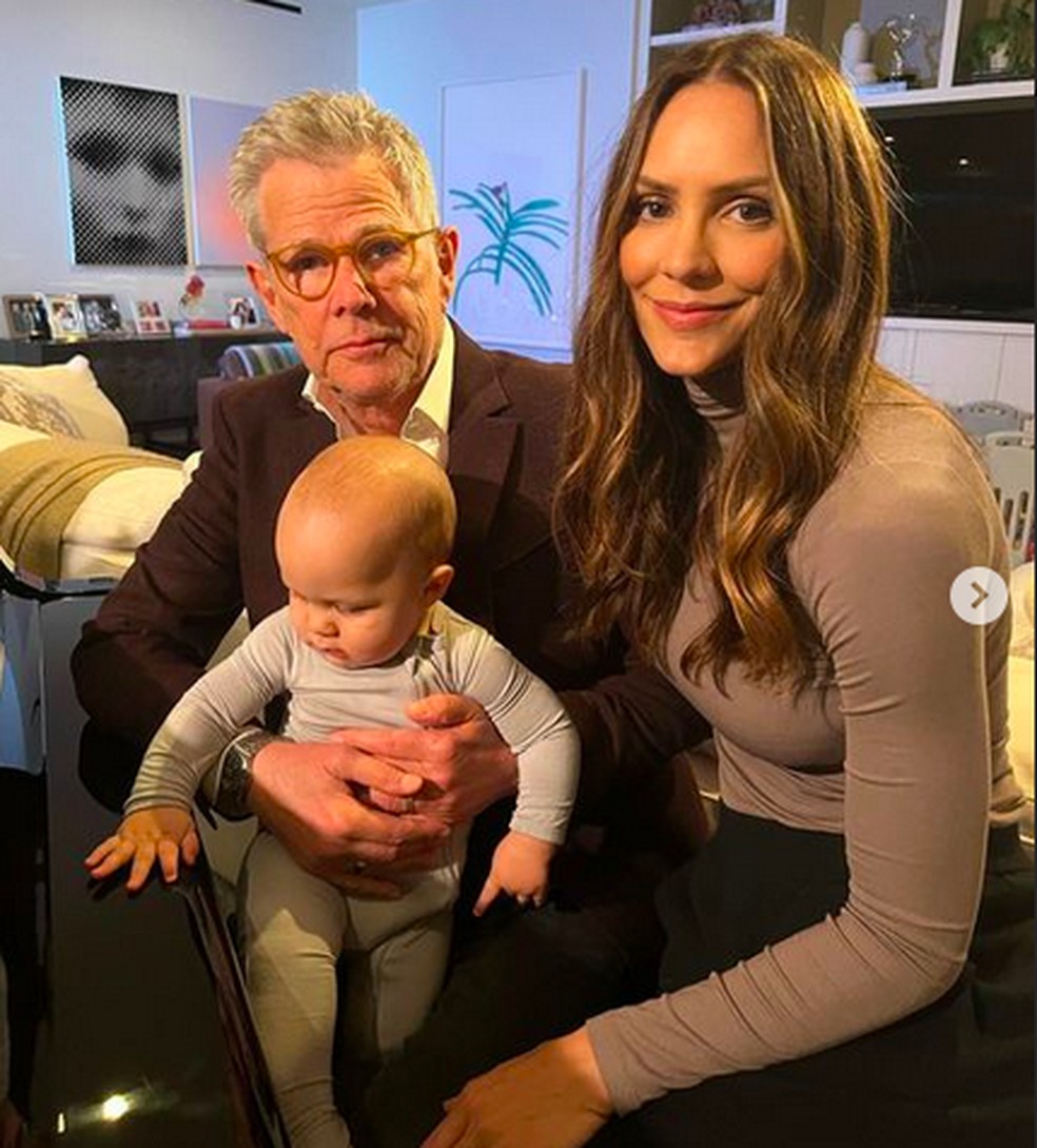 Katharine McPhee e David Foster com o filho — Foto: Instagram
