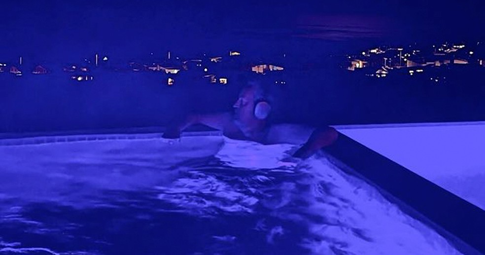 Matthew Perry em sua última foto — Foto: reprodução/instagram