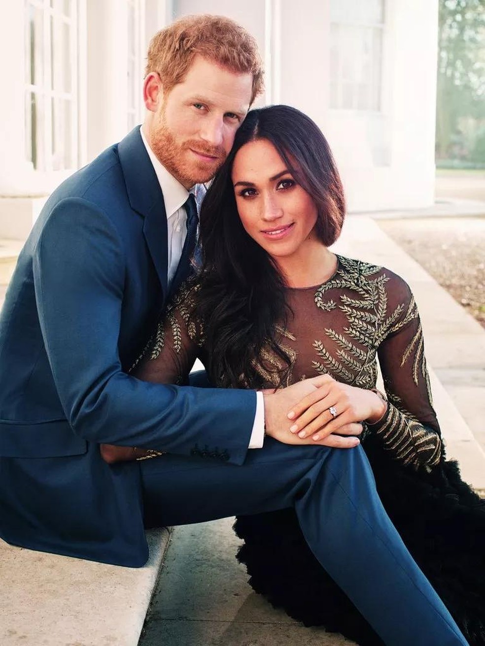 Príncipe Harry e Meghan Markle em fotos oficiais do anúncio de noivado feitas na Frogmore House (Foto: Instagram / @kensingtonroyal) — Foto: Monet