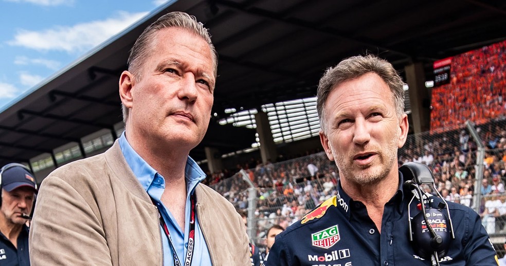 Jos Verstappen e Christian Horner em prova da Fórmula 1 — Foto: Getty