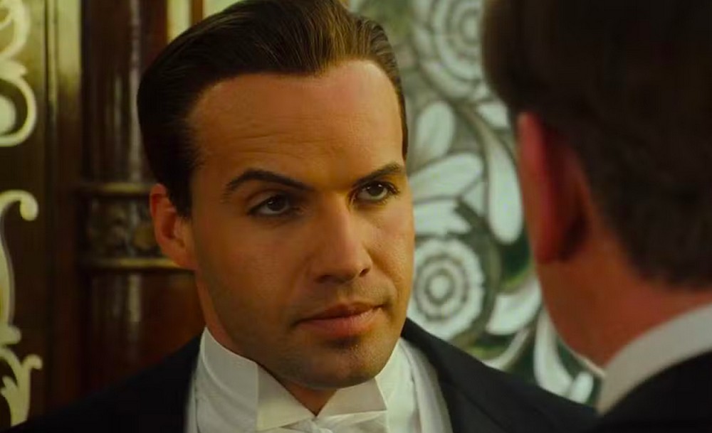 Ator impressiona como Don Corleone, de 'O Poderoso Chefão', em ...