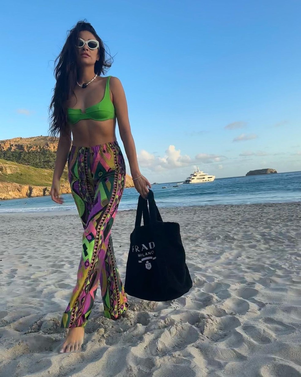 Shay Mitchell, atriz de ‘Pretty Little Liars’, compartilha momentos no Caribe — Foto: Reprodução/Instagram