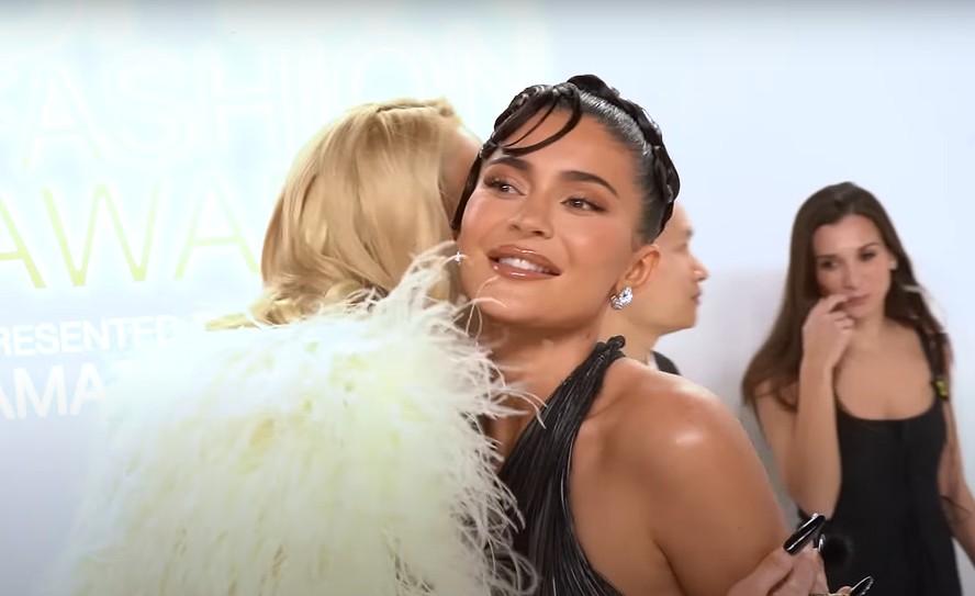 Kylie Jenner encontrou Christine Quinn no tapete vermelho do CFDA Fashion Awards